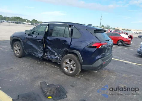 2024 Toyota Rav4 Hybrid Xle z USA, uszkodzony, nr VIN JTMRWRFV6RD257750